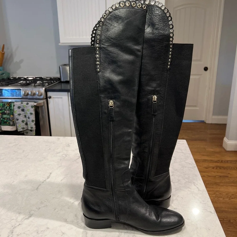 Davos Gomma Women’s Round Toe Leather Boots Gold Grommet Side Zip Size 6.5 Black